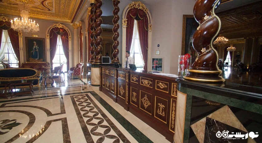 میز پذیرش هتل مردان پالاس